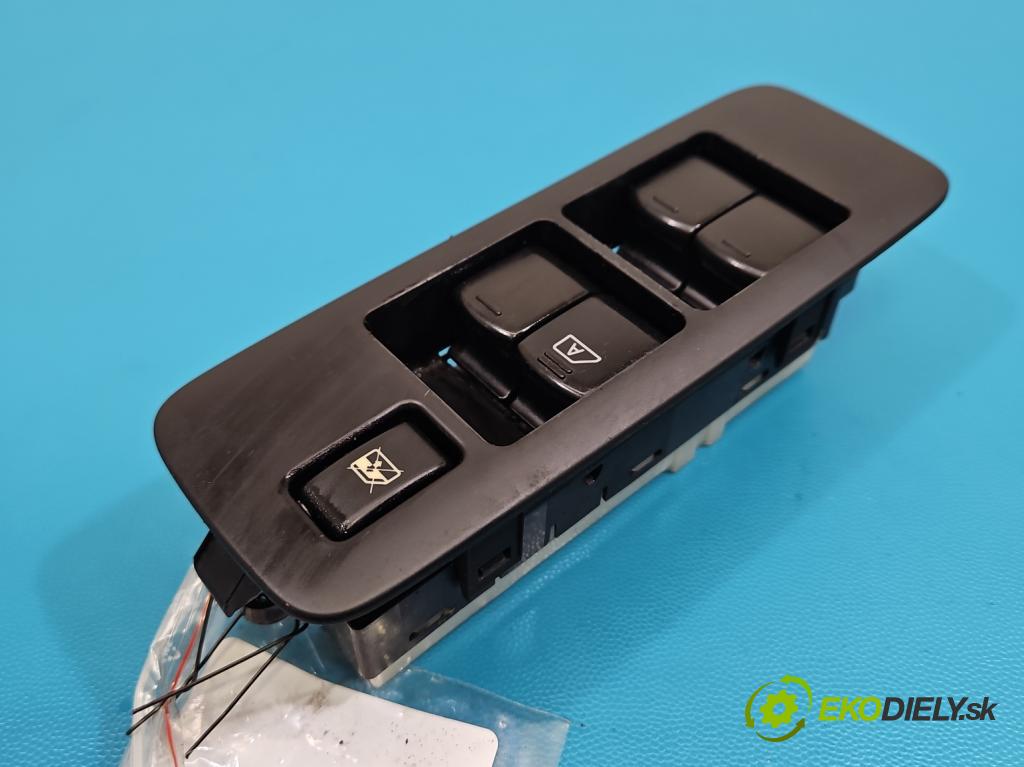 Nissan Qashqai I J10 2006-2013 1.6 16V 117 HP manual 86 kW 1598 cm3 5- prepínač okien spätných zrkadiel 25401 BB65B