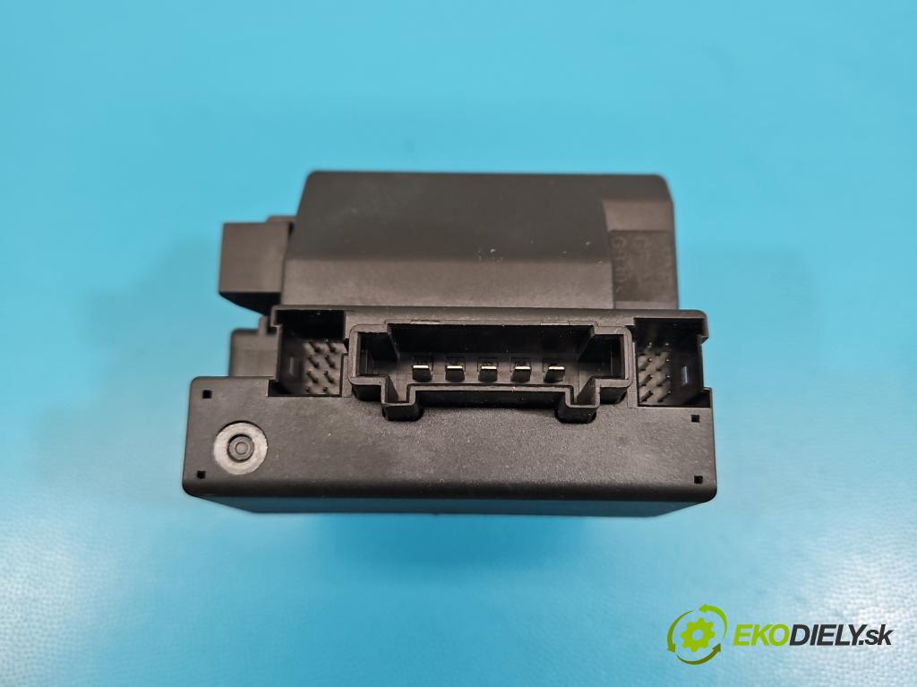 Mercedes B W245 2005-2011 2.0 CDI 109 HP manual 80 kW 1992 cm3 5- Spínačka 1695451108 (Spínacia skrinka)