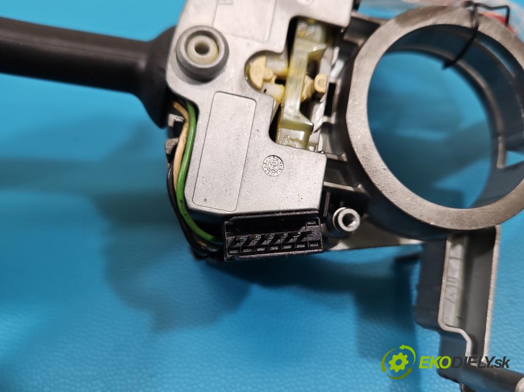 Mercedes B W245 2005-2011 2.0 CDI 109 HP manual 80 kW 1992 cm3 5- prepínač komplex: 281924 (Prepínacie páčky pod volantom)