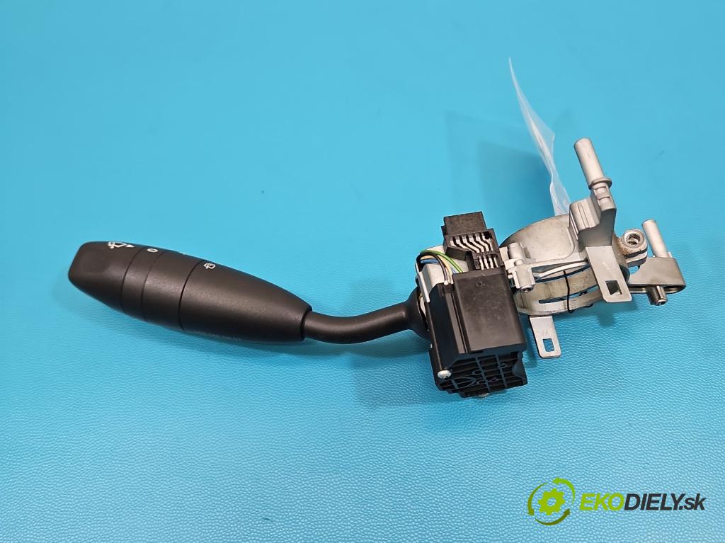 Mercedes B W245 2005-2011 2.0 CDI 109 HP manual 80 kW 1992 cm3 5- prepínač komplex: 281924 (Prepínacie páčky pod volantom)