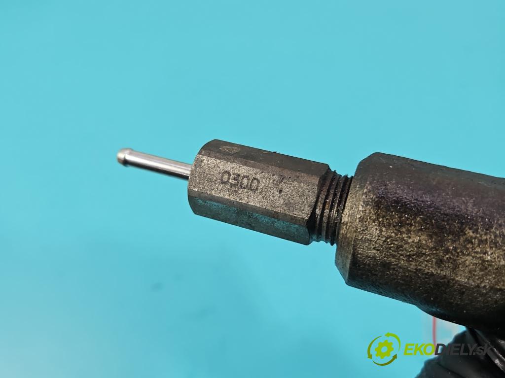 Toyota Auris I 2006-2013 2.0 D4D 126 HP manual 93 kW 1998 cm3 5- lišta vstrekovacia  (Vstrekovacia lišta)