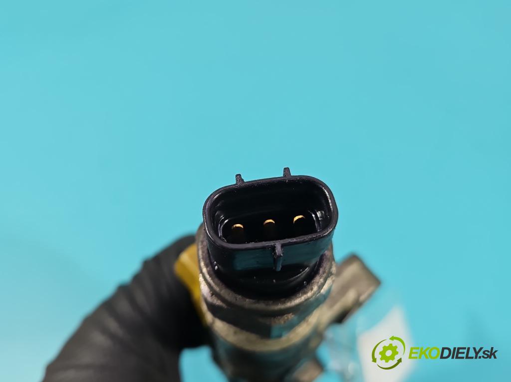 Toyota Auris I 2006-2013 2.0 D4D 126 HP manual 93 kW 1998 cm3 5- lišta vstrekovacia  (Vstrekovacia lišta)