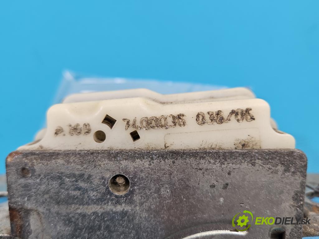 Mercedes B W245 2005-2011 2.0 CDI 109 HP manual 80 kW 1992 cm3 5- zámok kufrové dvere zadné