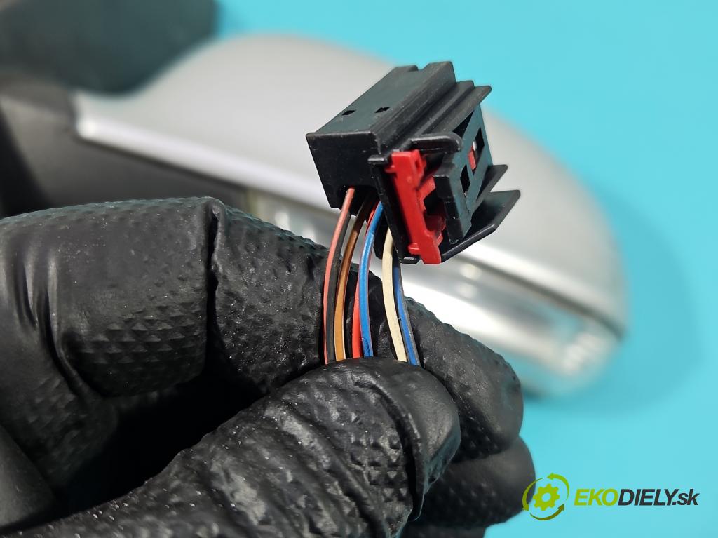 Vw Golf V 2003-2009 1.6 FSI 116 HP manual 85 kW 1598 cm3 5- zrkadlo ľavé  (Kľučka dverí ostatné)