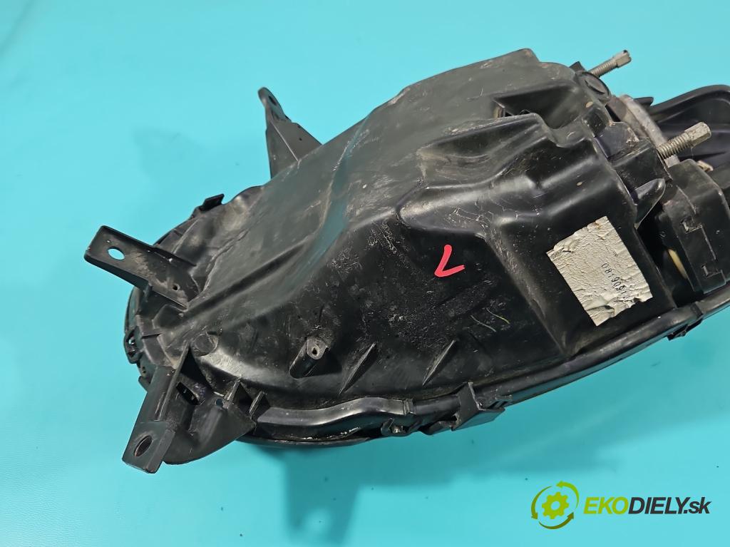 Nissan Micra K12 2003-2010 1.4 16V 88 HP manual 65 kW 1386 cm3 3- Reflektor: ľavý  (Kľučka dverí ostatné)