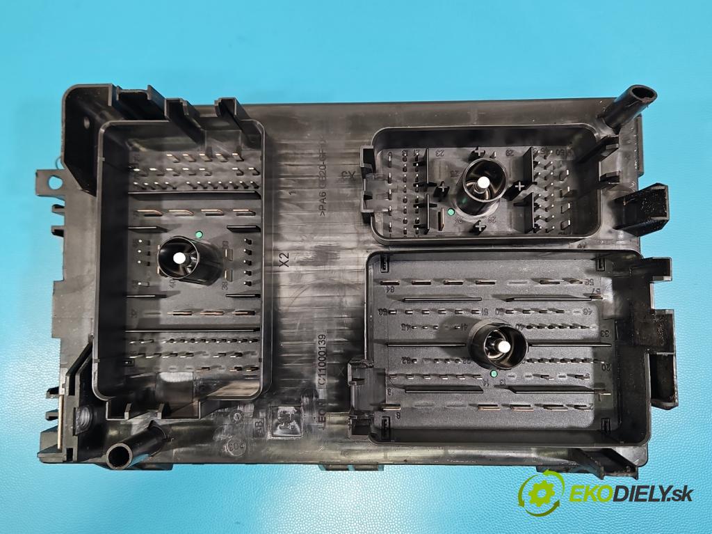 Opel Astra IV 2009-2015 1.7 cdti 125 hp manual 92 kW 1686 cm3 5- skříňka pojistková 13318785 (Pojistková skříňka)
