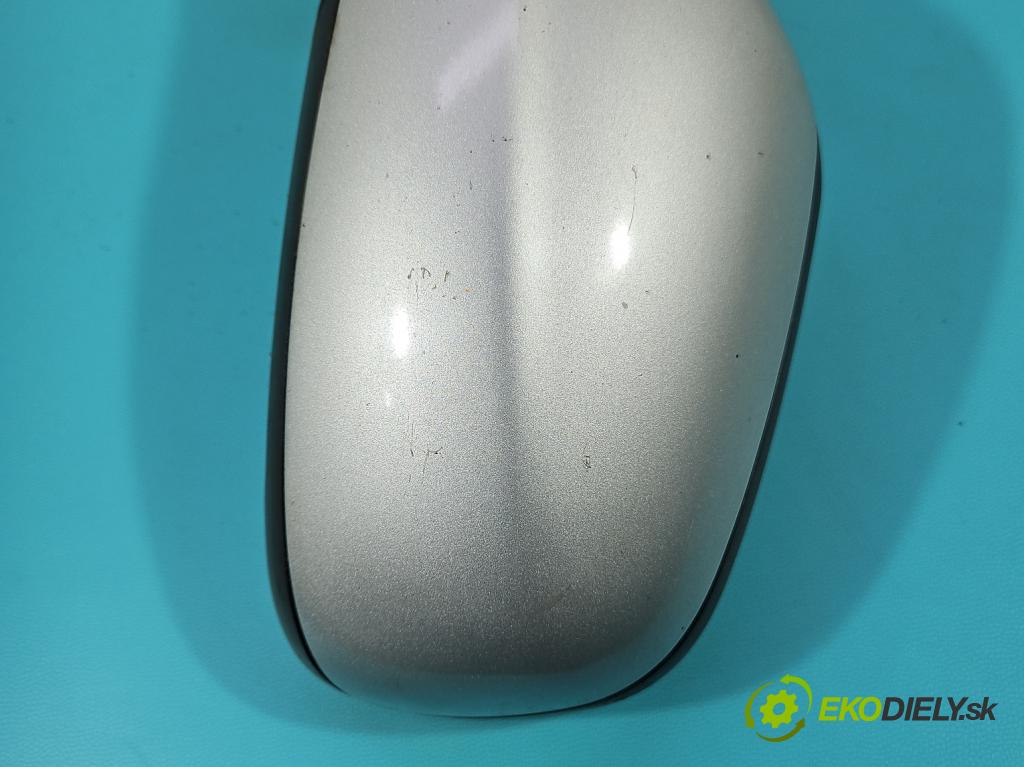 Peugeot 307 1.6 hdi 109 hp manual 80 kW 1560 cm3 5- zpětné zrcátko levé  (Klika dveří ostatní)