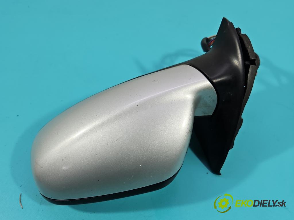 Peugeot 307 1.6 hdi 109 hp manual 80 kW 1560 cm3 5- zpětné zrcátko levé  (Klika dveří ostatní)