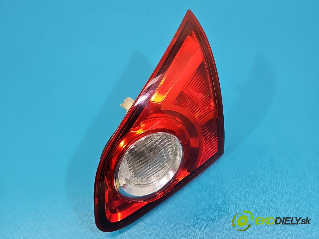 Nissan Qashqai I J10 2006-2013 1.6 16V HR16DE: 117 hp manual 86 kW 1598 cm3 5- světlo zadní pravé 89071064 (Klika dveří ostatní)