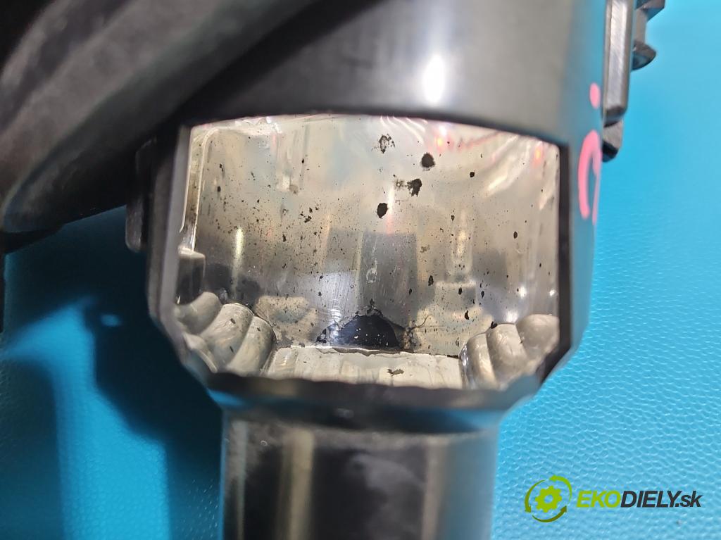 Nissan Qashqai I J10 2006-2013 1.6 16V HR16DE: 117 hp manual 86 kW 1598 cm3 5- světlo zadní pravé 89071064 (Klika dveří ostatní)