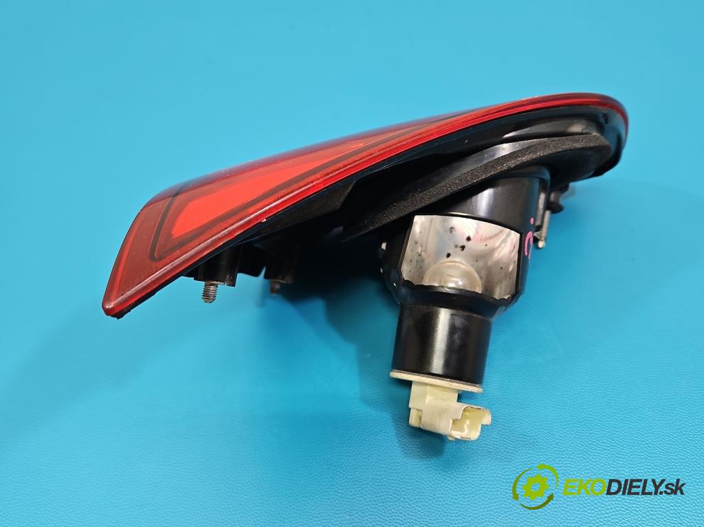 Nissan Qashqai I J10 2006-2013 1.6 16V HR16DE: 117 hp manual 86 kW 1598 cm3 5- světlo zadní pravé 89071064 (Klika dveří ostatní)