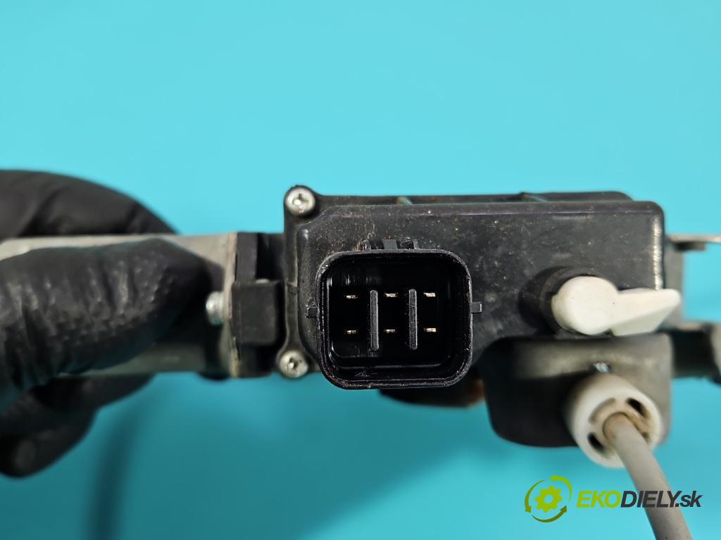 Mitsubishi Outlander I 2003-2006 2.0 16V 136 HP manual 100 kW 1997 cm3 5- mechanizmus okna predné ľavý MR573885LH