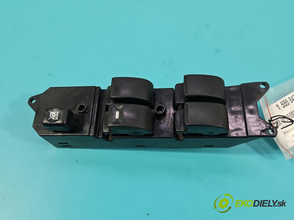 Mitsubishi Outlander I 2003-2006 2.0 16V 136 HP manual 100 kW 1997 cm3 5- prepínač okien spätných zrkadiel 8608A104