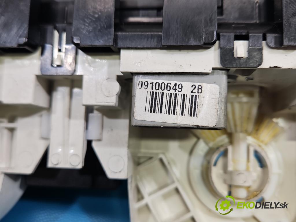 Nissan Qashqai I J10 2006-2013 1.6 16V HR16DE: 117 HP manual 86 kW 1598 cm3 5- panel kúrenia