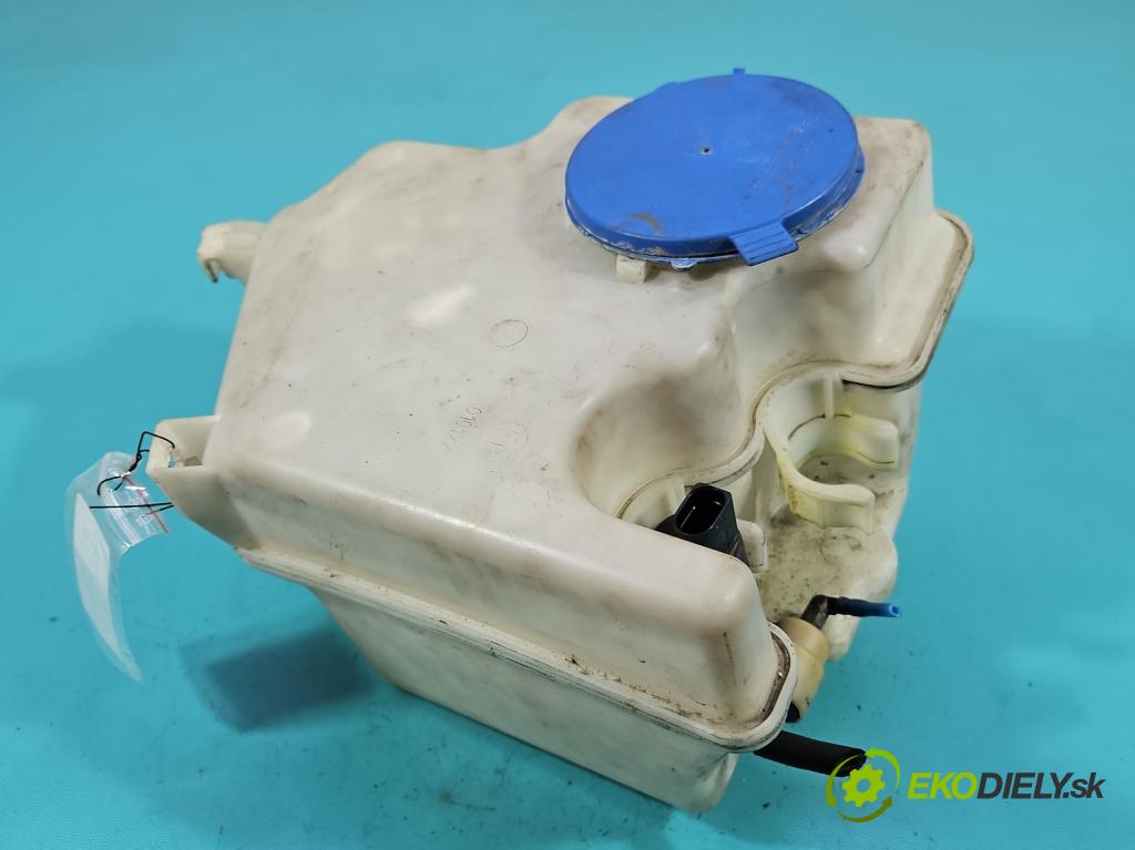 Mercedes B W245 2005-2011 2.0 CDI 109 HP manual 80 kW 1992 cm3 5- nádržka tekutina: ostrekovačov 1698690220