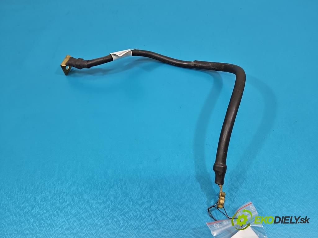 Skoda Kamiq 1.0 TSI 116 HP automatic 85 kW 999 cm3 5- Zväzok: akumulatora 2Q0971537AB