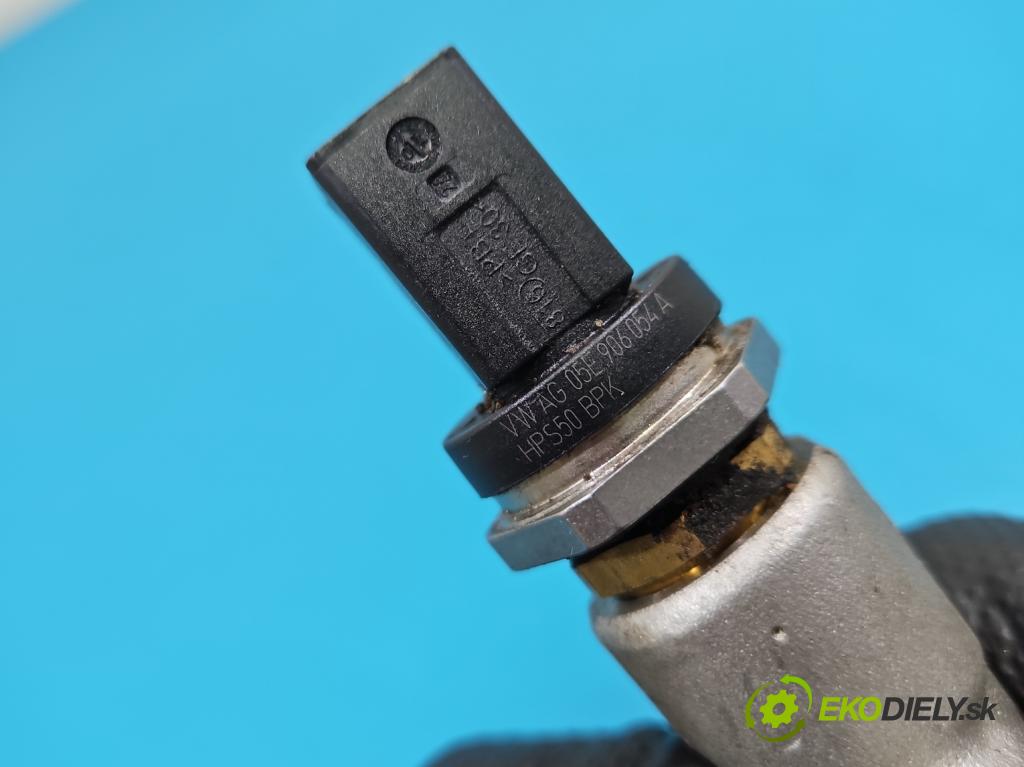 Skoda Kamiq 1.0 TSI 116 HP automatic 85 kW 999 cm3 5- vstrek 026150007B (Vstrekovač paliva)