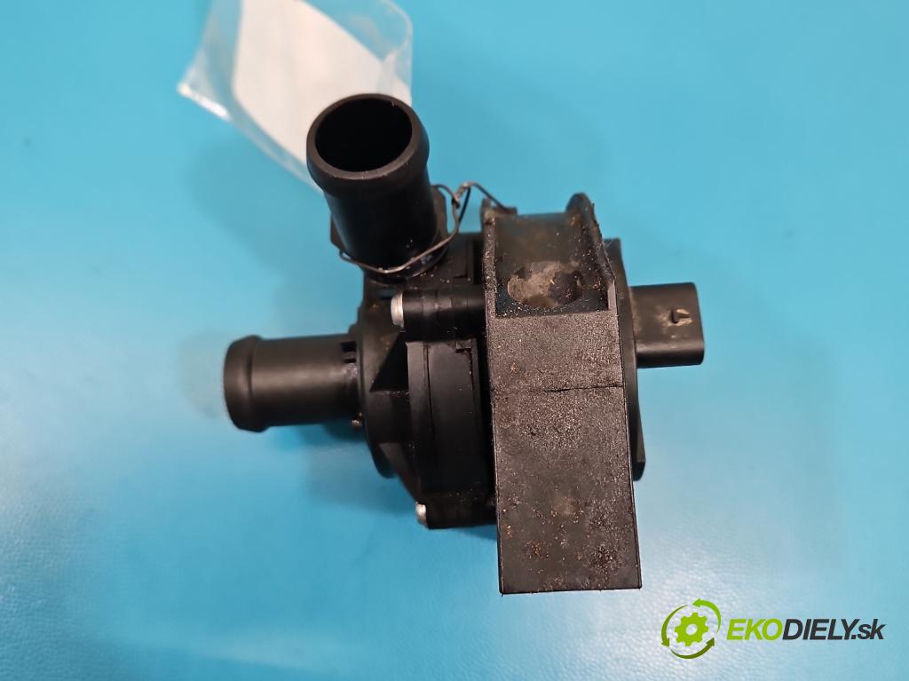 Skoda Kamiq 1.0 TSI 116 hp automatic 85 kW 999 cm3 5- čerpadlo oběh: vody 5Q0965567N