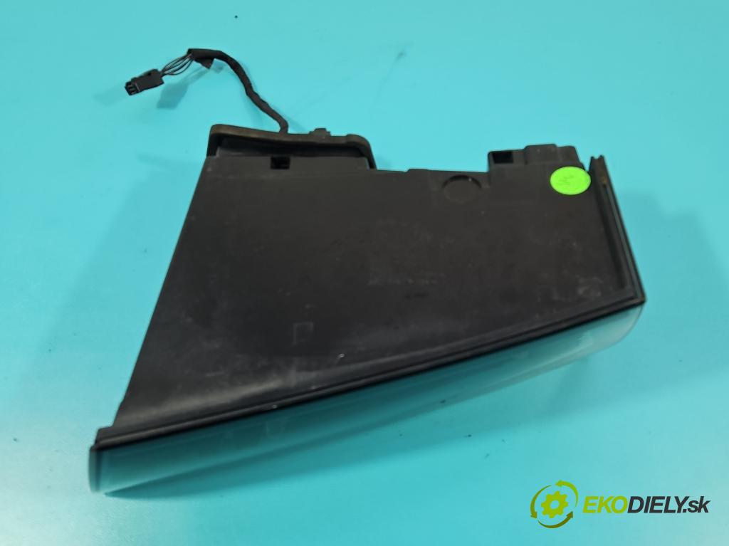 Peugeot 508 II 2018- 1.6 224hp automatic 165 kW 1598 cm3 5- svetlo / reflektor zadné ľavé 9813508280 (Kľučka dverí ostatné)