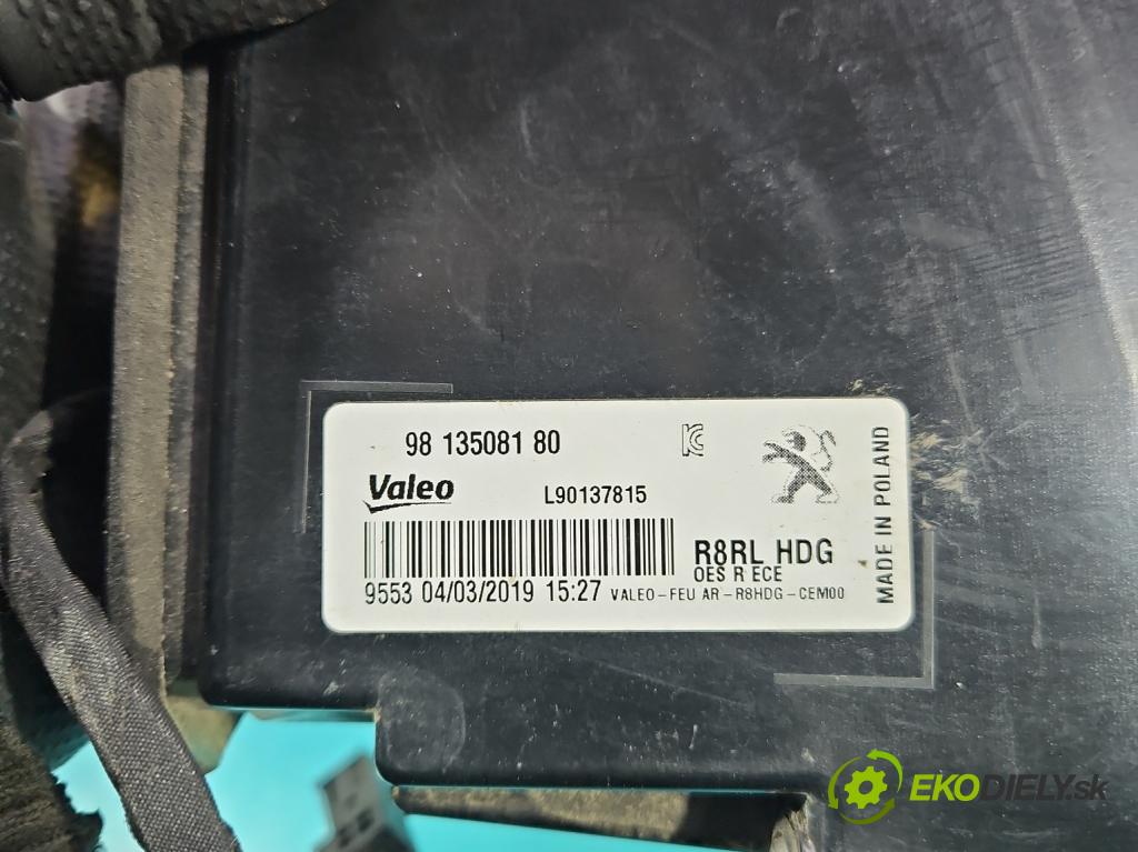 Peugeot 508 II 2018- 1.6 224 hp automatic 165 kW 1598 cm3 5- světlo zadní pravé 9813508180 (Klika dveří ostatní)