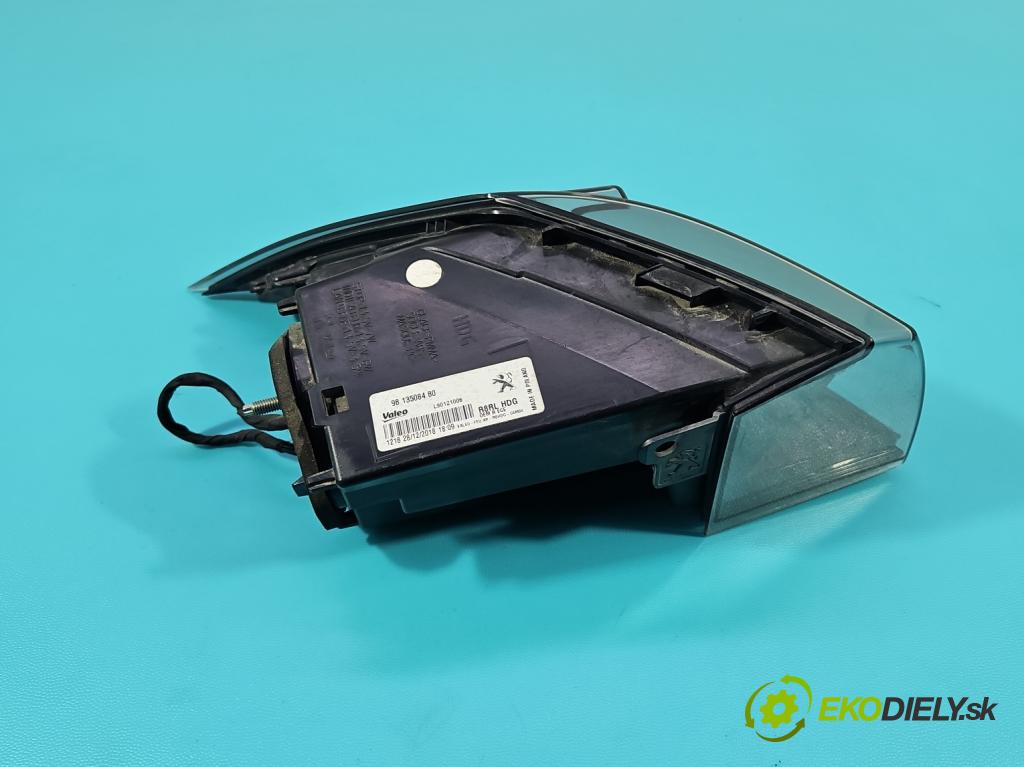 Peugeot 508 II 2018- 1.6 224 hp automatic 165 kW 1598 cm3 5- světlo zadní pravé 9813508480 (Klika dveří ostatní)