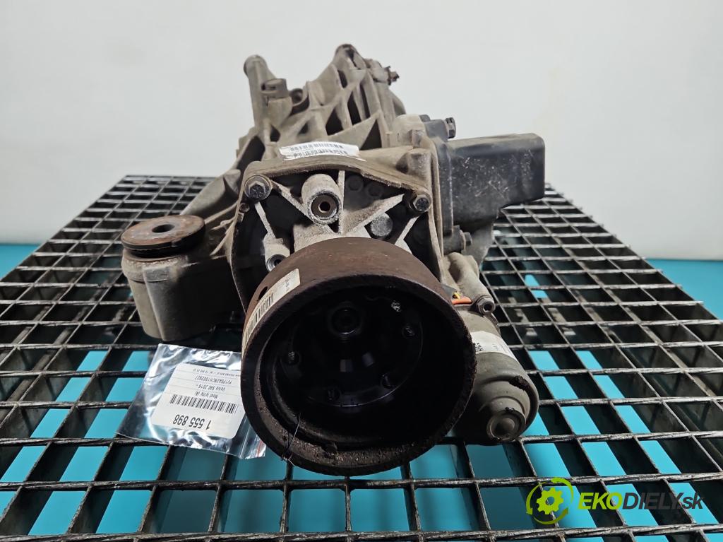 Volvo S90 II 2016- 2.0 T 320KM automatic 235 kW 1969 cm3 4- Most: zadní: P1216684