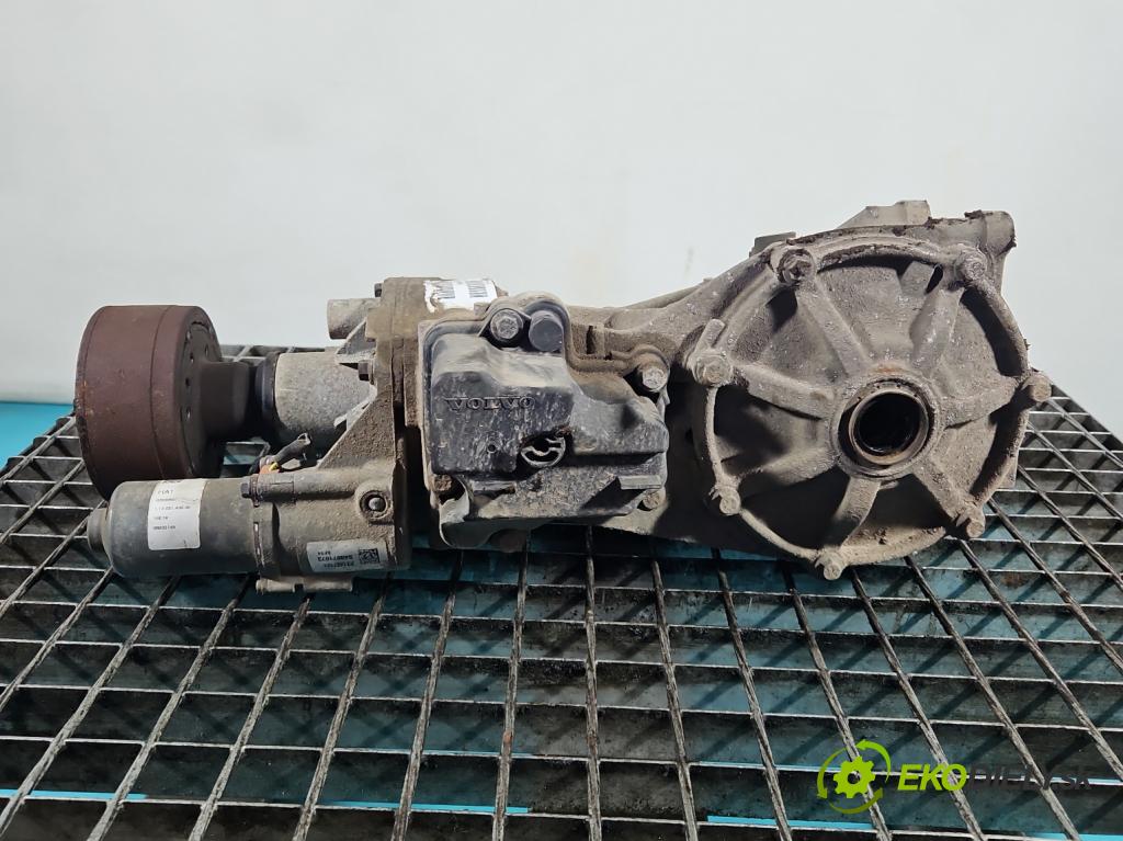 Volvo S90 II 2016- 2.0 T 320KM automatic 235 kW 1969 cm3 4- Most: zadní: P1216684