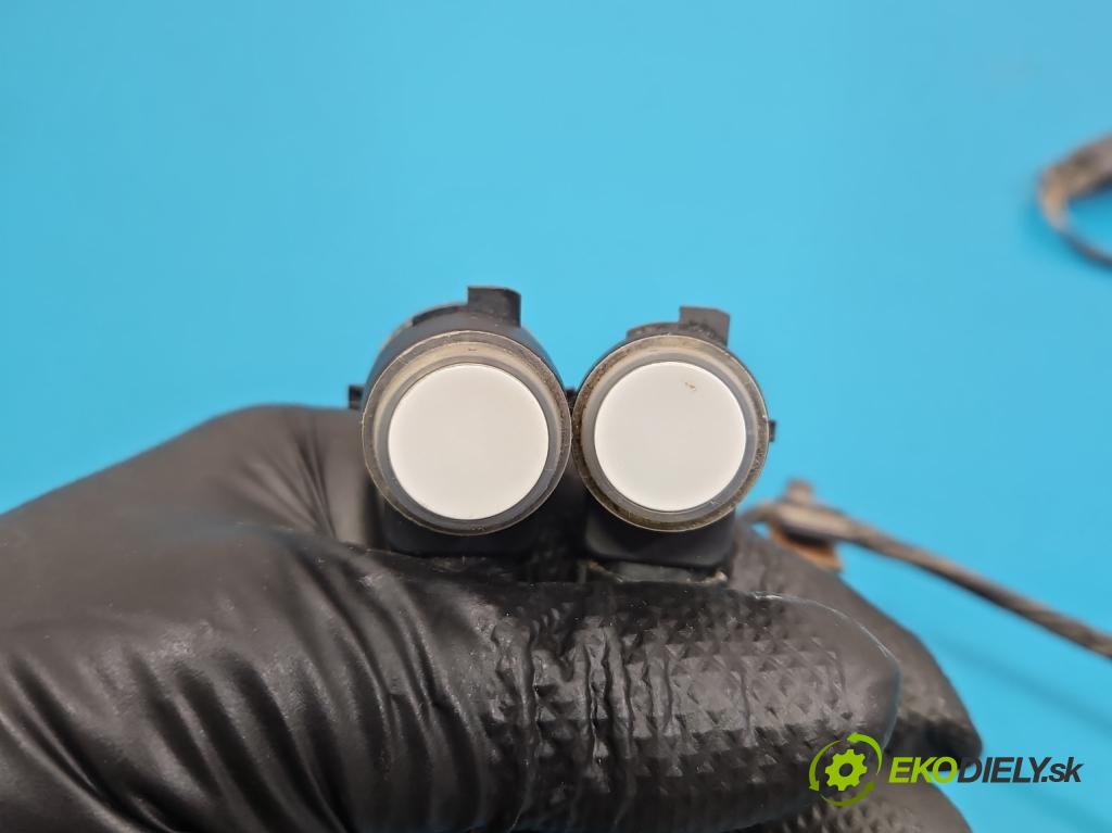 Opel Astra IV 2009-2015 1.7 cdti 125 hp manual 92 kW 1686 cm3 5- snímač parkování 13310943