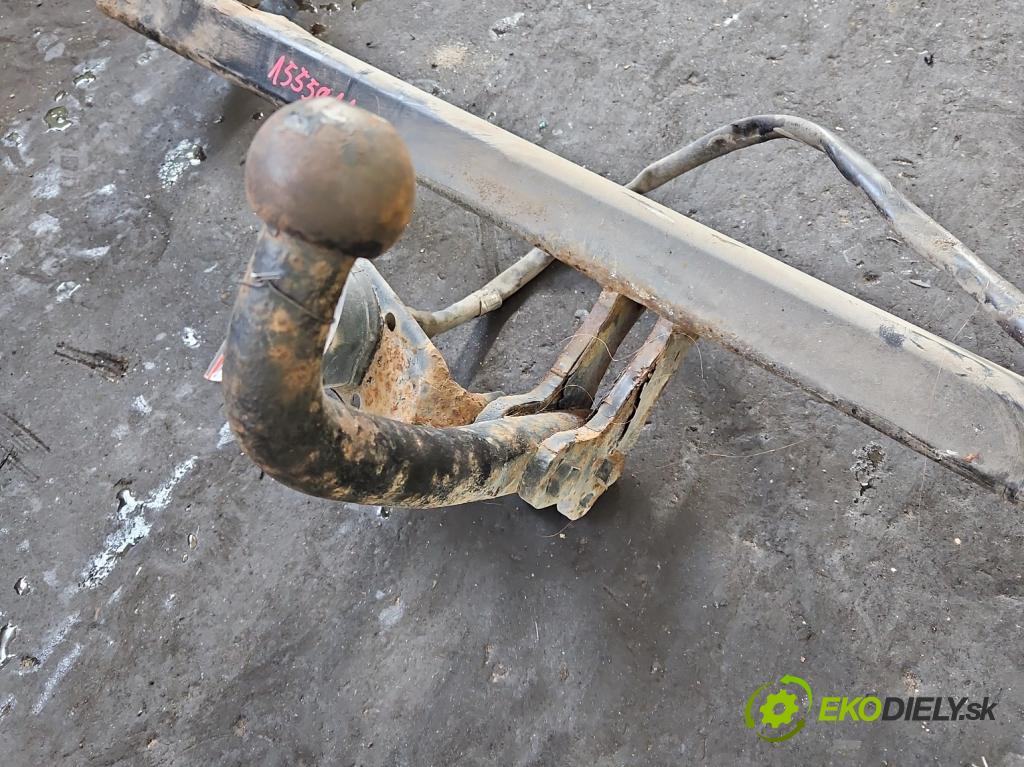 Nissan Qashqai I J10 2006-2013 1.6 16V 117 HP manual 86 kW 1598 cm3 5- Hák: vlečení:  (Ťažné zariadenie)