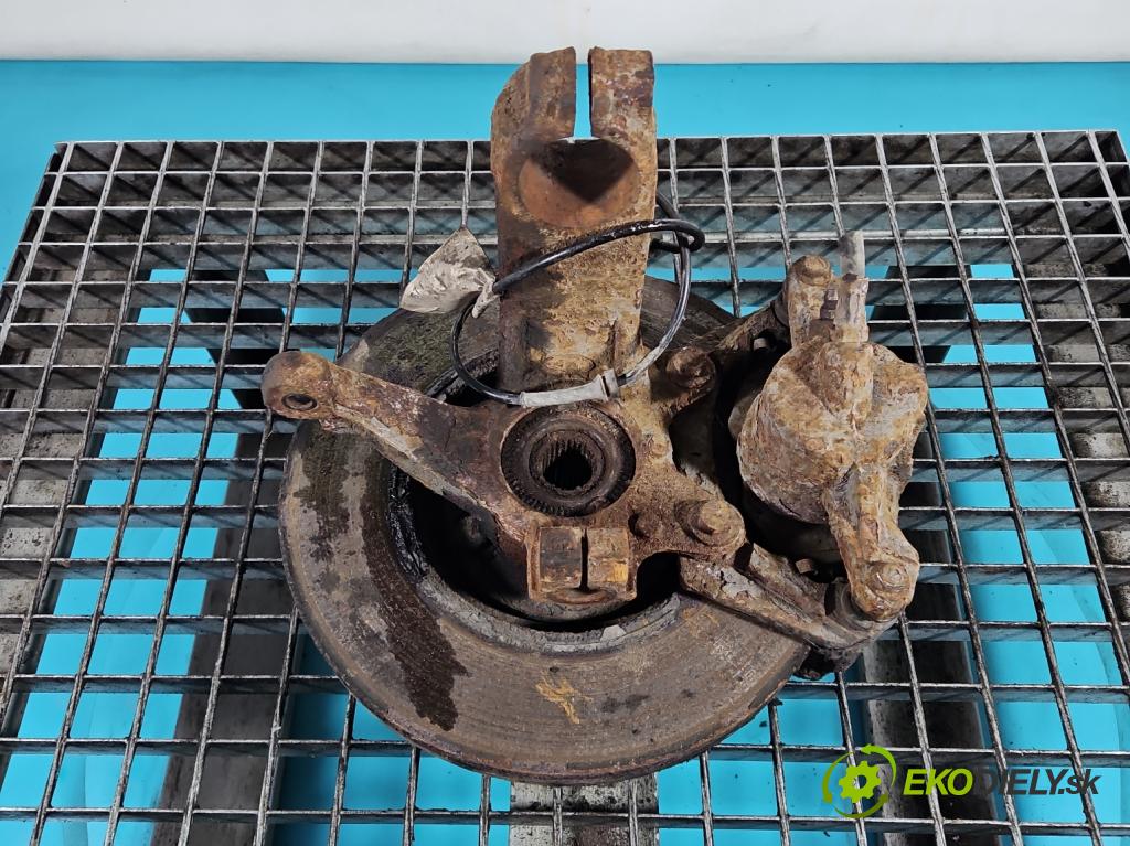 Ford Mondeo Mk3 2000-2007 2.0 tdci 131 hp manual 96 kW 1998 cm3 5- náboj levé  (Náboj kola)