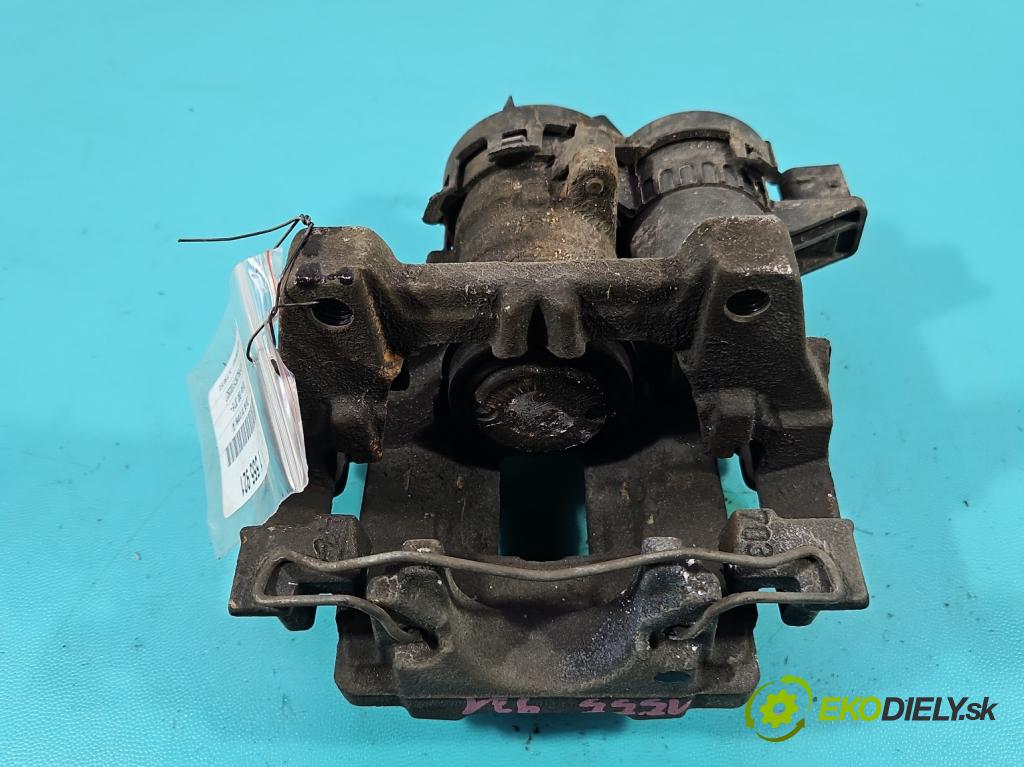 Volvo S90 II 2016- 2.0 T 320KM automatic 235 kW 1969 cm3 4- brzdič zadní pravý  (Klika dveří ostatní)