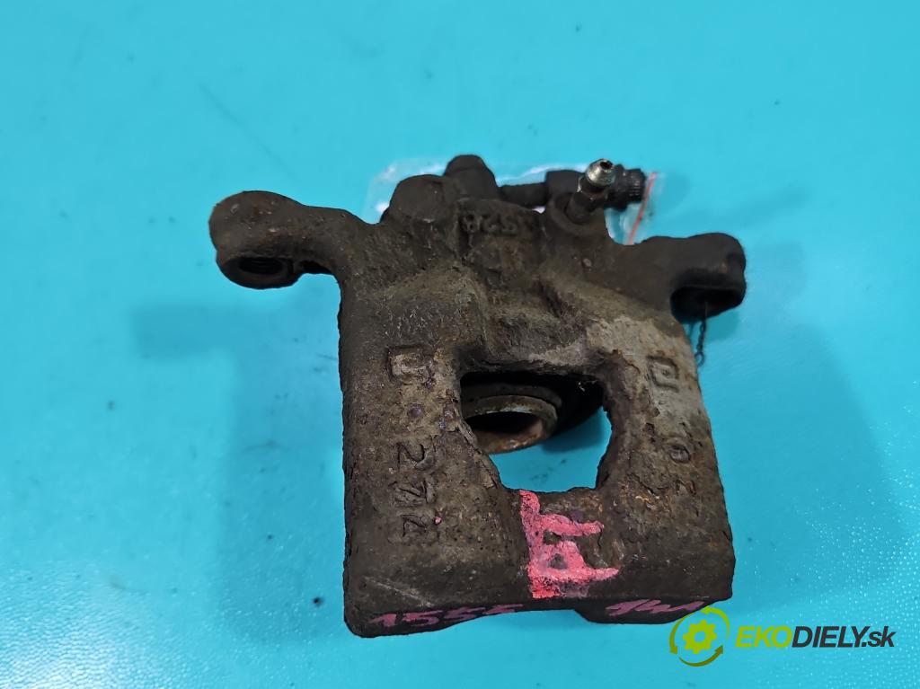 Nissan Qashqai I J10 2006-2013 1.6 16V 117 HP manual 86 kW 1598 cm3 5- brzdič zadné pravý  (Kľučka dverí ostatné)