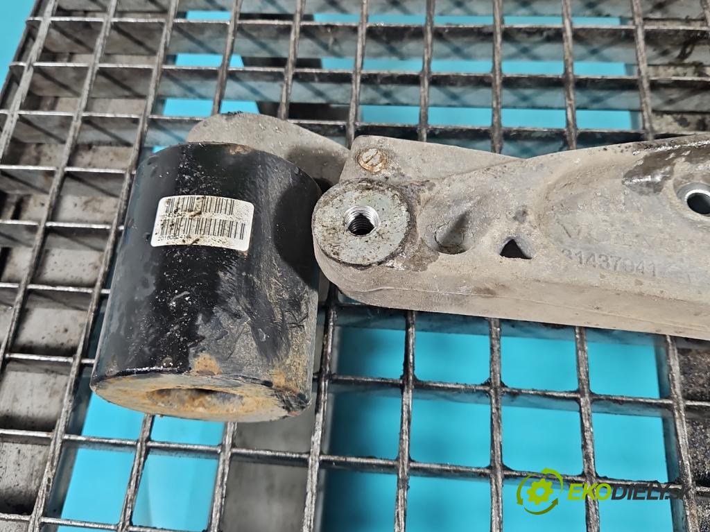 Volvo S90 II 2016- 2.0 T 320KM automatic 235 kW 1969 cm3 4- Upevnenie: 31437941