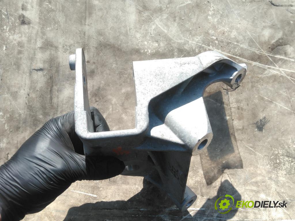 Volvo S90 II 2016- 2.0 T 320KM automatic 235 kW 1969 cm3 4- držiak skřie: stupeň,rýchlosť 31430470