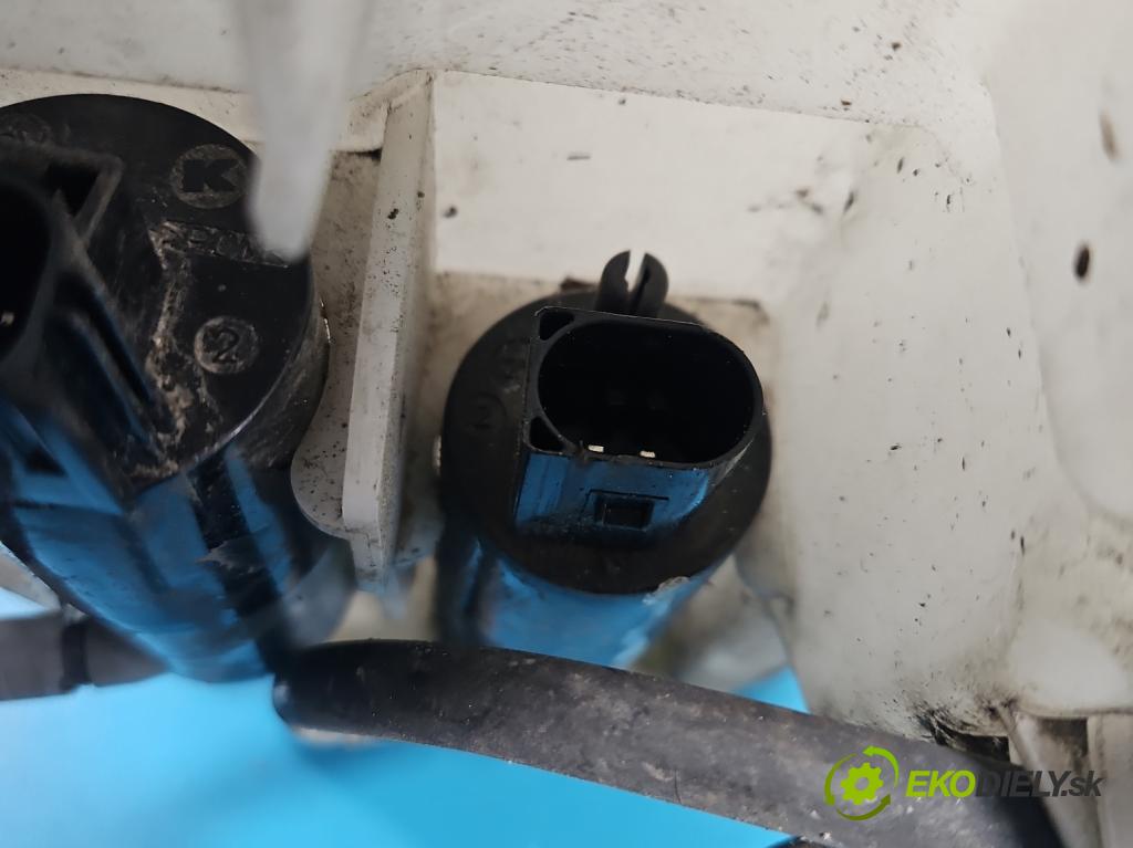 Volvo S90 II 2016- 2.0 T 320KM automatic 235 kW 1969 cm3 4- nádržka tekutina: ostrekovačov 31378731