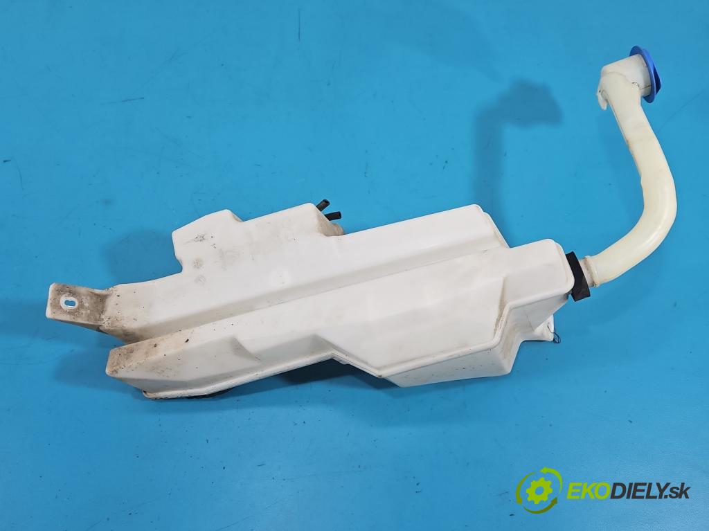 Volvo S90 II 2016- 2.0 T 320KM automatic 235 kW 1969 cm3 4- nádržka tekutina: ostrekovačov 31378731