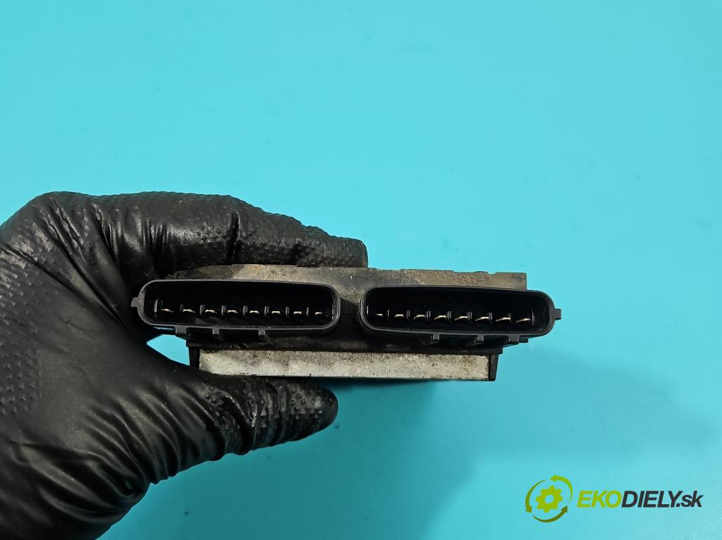 Toyota Auris I 2006-2013 2.0 D4D 126 hp manual 93 kW 1998 cm3 5- řídící jednotka 89871-71010