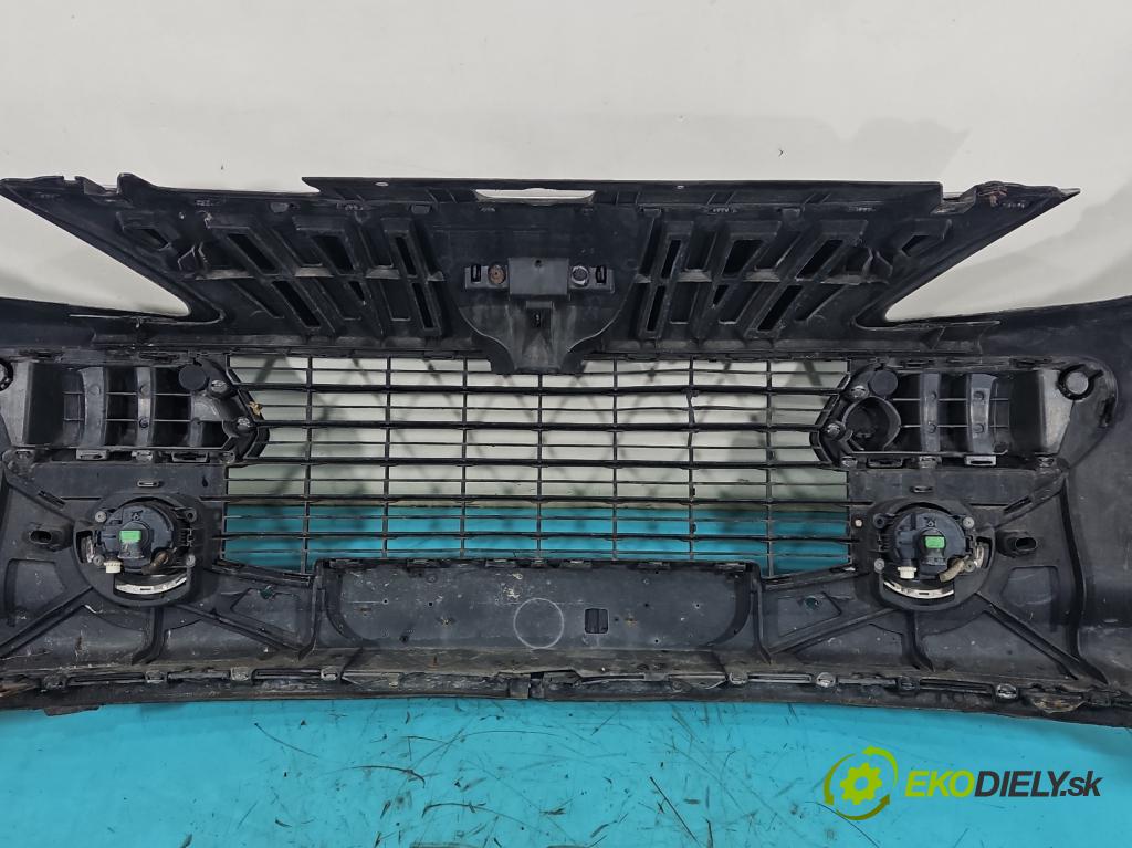 Peugeot 307 1.6 hdi 109 HP manual 80 kW 1560 cm3 5- nárazník predné  (Kľučka dverí ostatné)