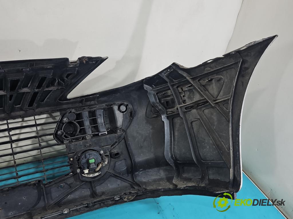 Peugeot 307 1.6 hdi 109 HP manual 80 kW 1560 cm3 5- nárazník predné  (Kľučka dverí ostatné)