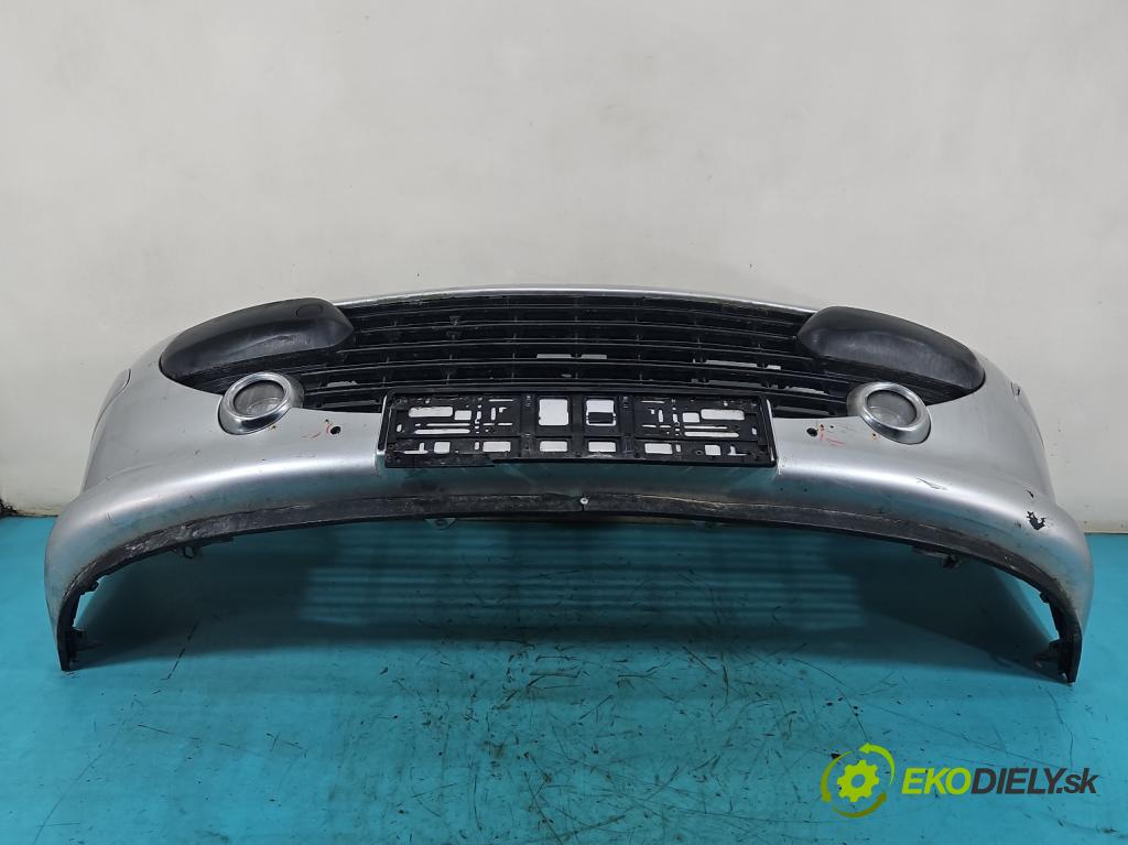 Peugeot 307 1.6 hdi 109 HP manual 80 kW 1560 cm3 5- nárazník predné  (Kľučka dverí ostatné)