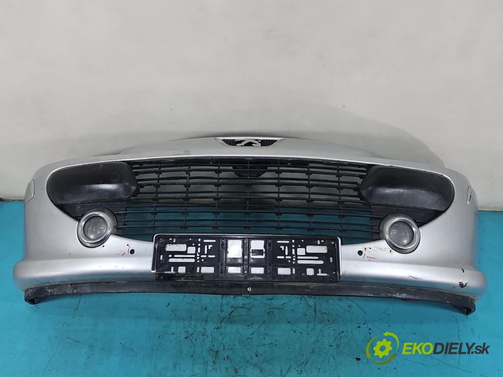 Peugeot 307 1.6 hdi 109 HP manual 80 kW 1560 cm3 5- nárazník predné  (Kľučka dverí ostatné)