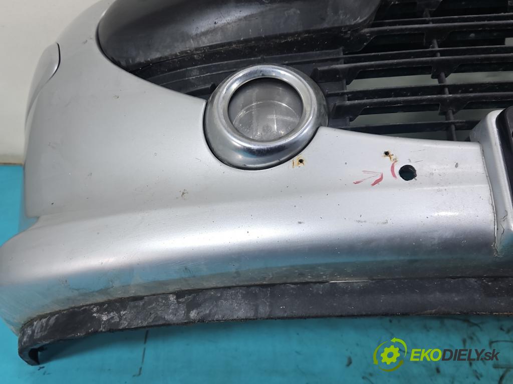 Peugeot 307 1.6 hdi 109 HP manual 80 kW 1560 cm3 5- nárazník predné  (Kľučka dverí ostatné)