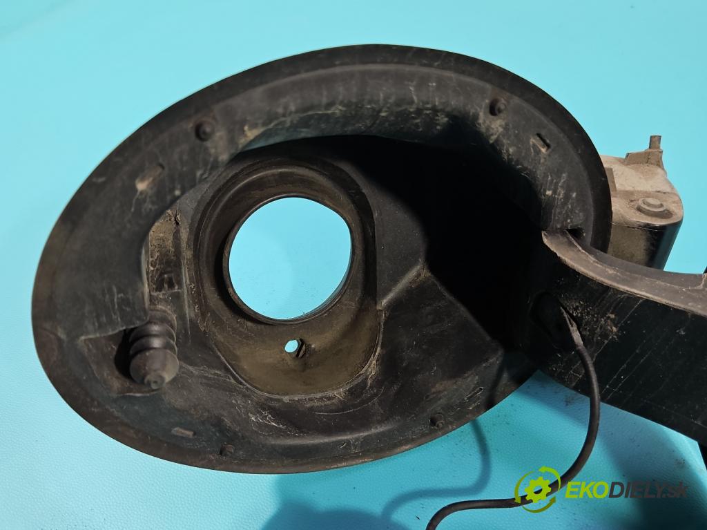 Jaguar XF II X260 2015- 3.0 V6 340KM: automatic 250 kW 2995 cm3 4- Klapka nádrže palivo  (Kľučka dverí ostatné)