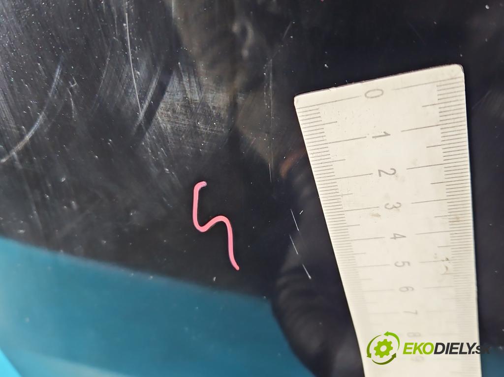 Peugeot 3008 II 2016-2023 1.5 hdi 131 hp automatic 96 kW 1499 cm3 5- dveře přední pravé  (Klika dveří ostatní)