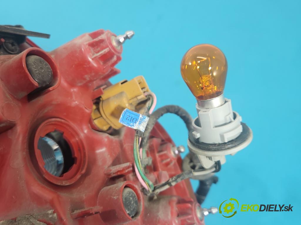 Kia Niro I 2016-2022 1.6 GDI 105 hp automatic 77 kW 1580 cm3 5- světlo zadní levé (Klika dveří ostatní)