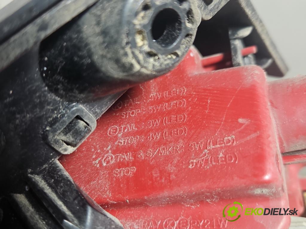 Kia Niro I 2016-2022 1.6 GDI 105 hp automatic 77 kW 1580 cm3 5- světlo zadní levé (Klika dveří ostatní)