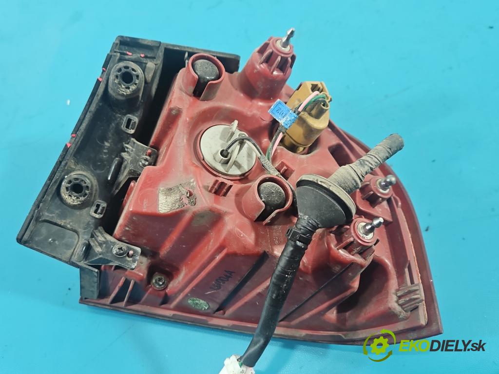 Kia Niro I 2016-2022 1.6 GDI 105 hp automatic 77 kW 1580 cm3 5- světlo zadní levé (Klika dveří ostatní)