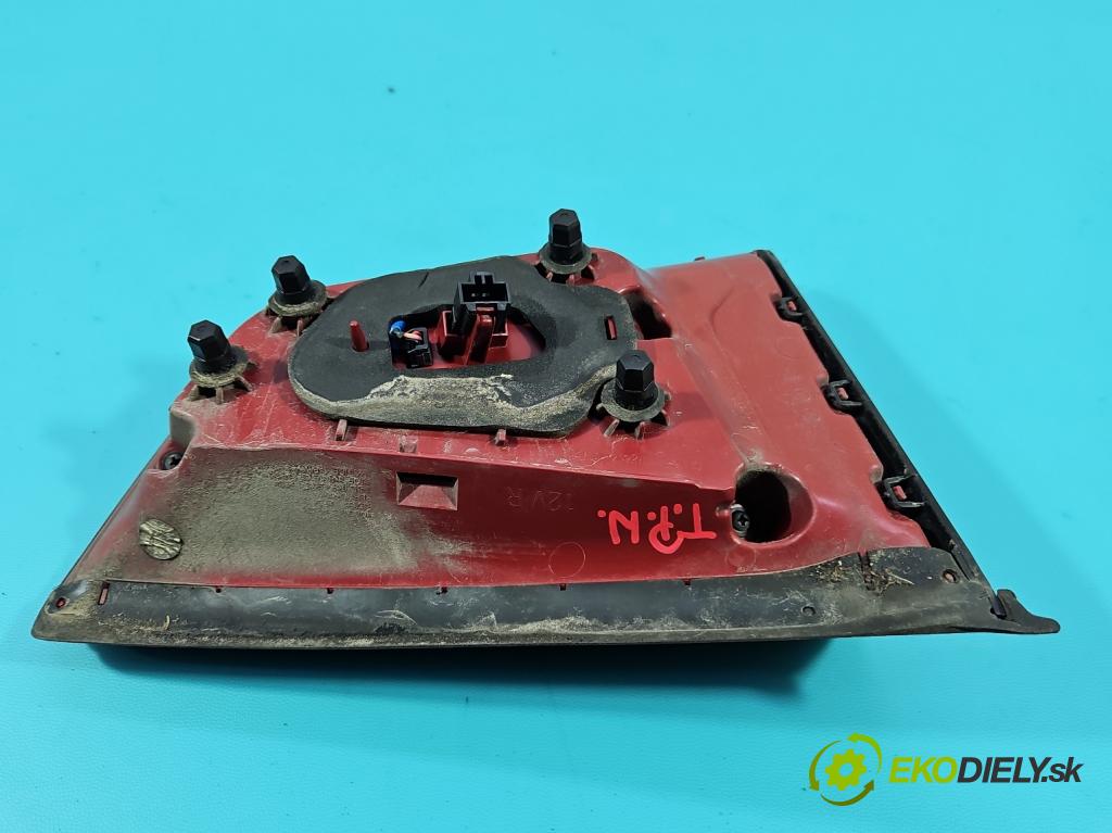 Kia Niro I 2016-2022 1.6 GDI 105 HP automatic 77 kW 1580 cm3 5- svetlo / reflektor zadné pravé 92404-G51 (Kľučka dverí ostatné)