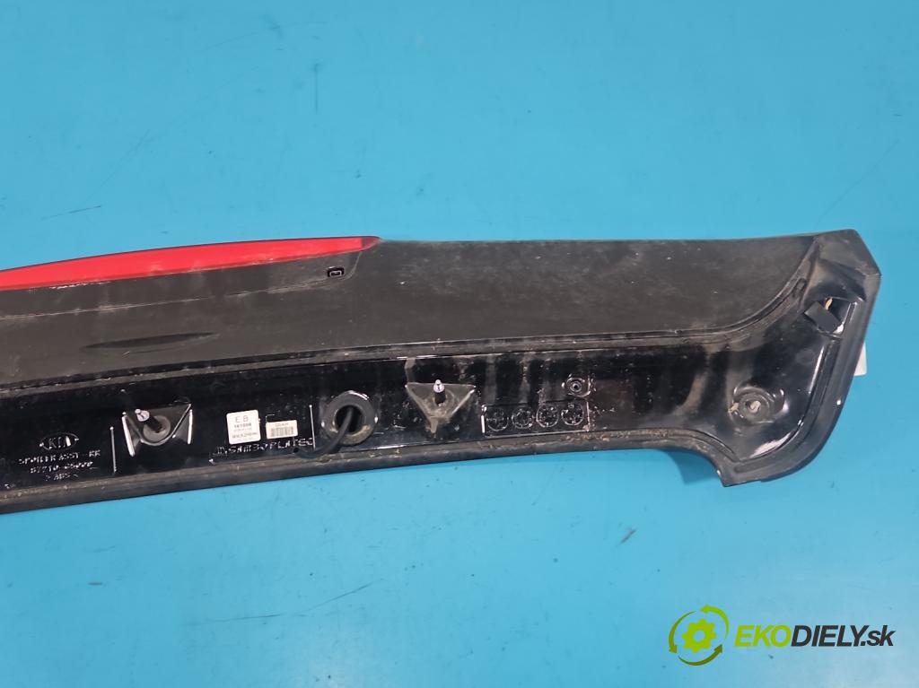 Kia Niro I 2016-2022 1.6 GDI 105 HP automatic 77 kW 1580 cm3 5- světlo: stop: 161006