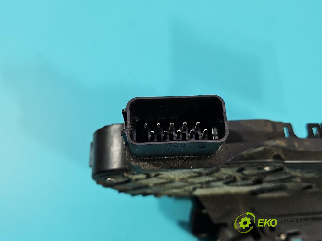 Land rover Range Rover sport I L320 3.6 TD V8 272 HP automatic 200 kW 3628 cm3 5- zámok zadné ľavý